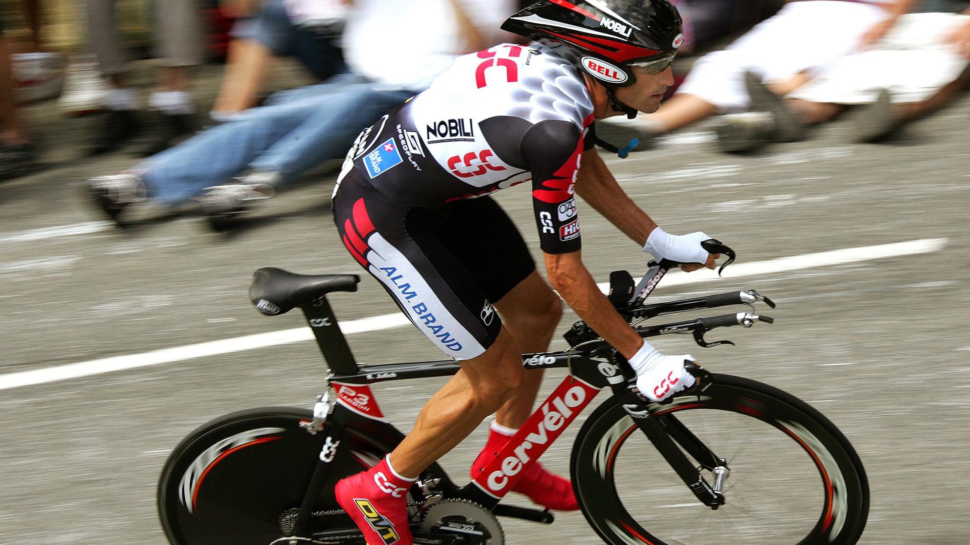 _全民健身操:「动起来」成为新时尚_,动起来dj版健身操